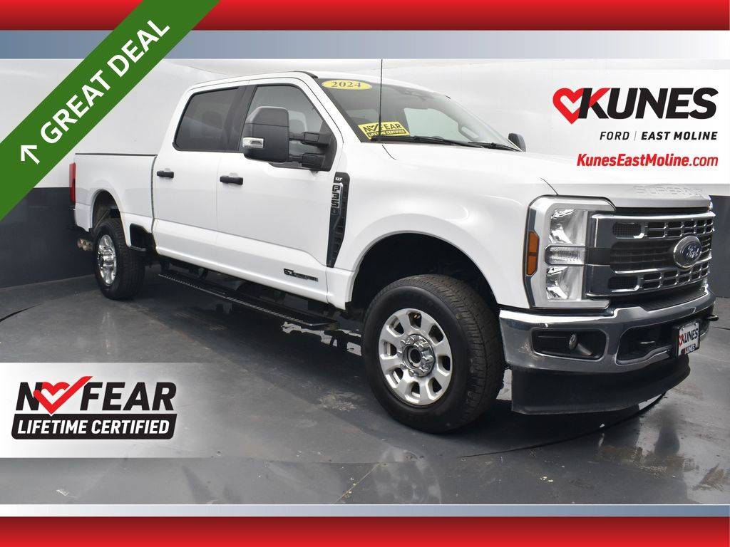 2024 Ford Super Duty F-350 XLT — Pickup Truck — 34,851 mi — East Moline, IL
