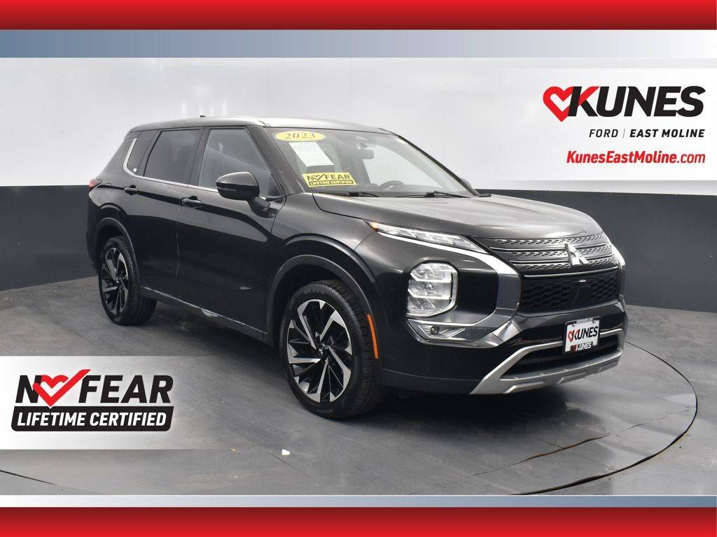 2023 Mitsubishi Outlander SE — SUV — 53,483 mi — East Moline, IL