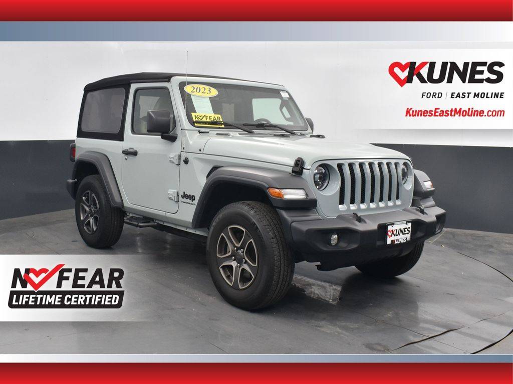 2023 Jeep Wrangler Sport S — SUV — 26,672 mi — East Moline, IL