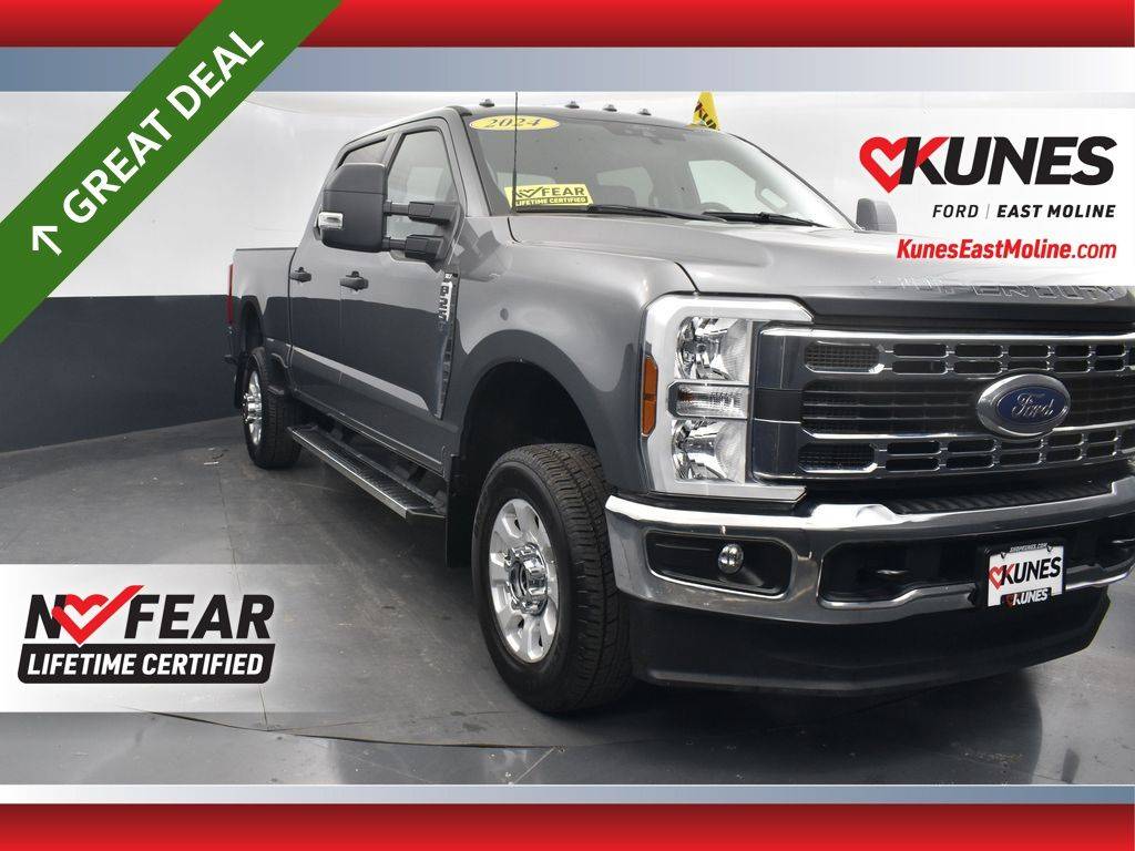 2024 Ford Super Duty F-250 XLT — Pickup Truck — 15,385 mi — East Moline, IL