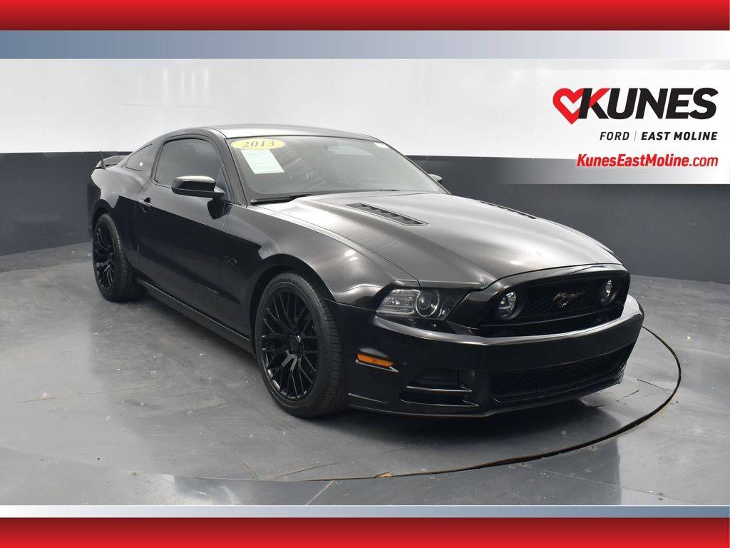2013 Ford Mustang GT — Coupe — 112,682 mi — East Moline, IL