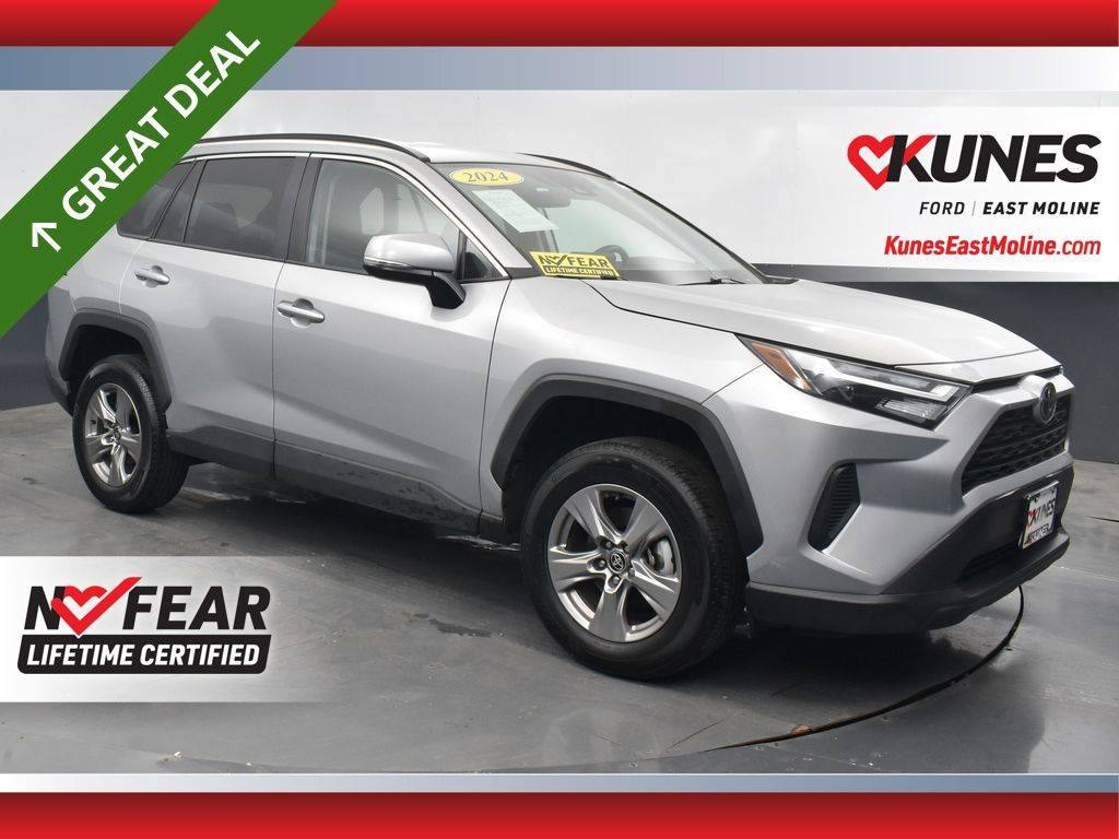 2024 Toyota RAV4 XLE — SUV — 15,760 mi — East Moline, IL