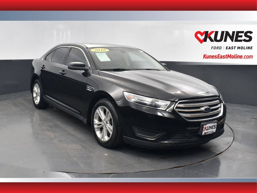 2016 Ford Taurus SE — Sedan — 101,905 mi — East Moline, IL