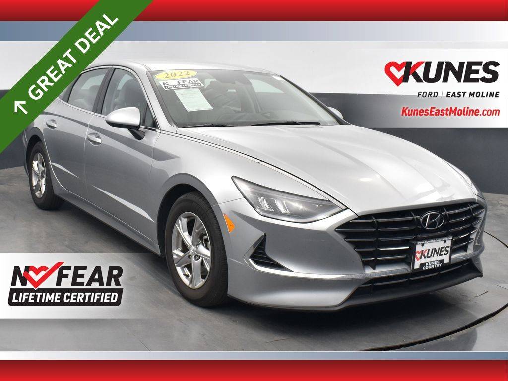 2022 Hyundai Sonata SE — Sedan — 33,235 mi — East Moline, IL