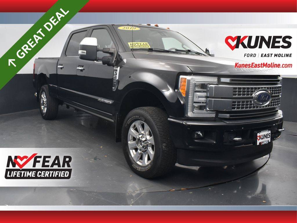 2019 Ford Super Duty F-250 Platinum — Pickup Truck — 36,892 mi — East Moline, IL