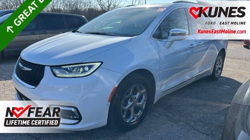 2022 Chrysler Pacifica Limited — Minivan — 90,790 mi — East Moline, IL