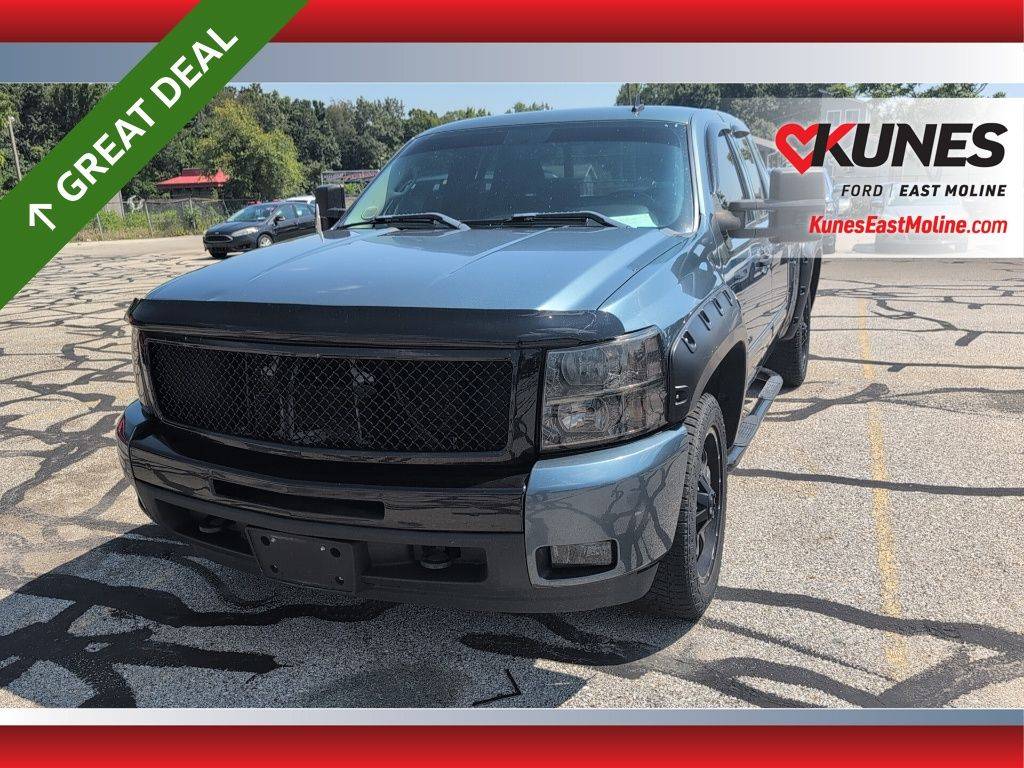 2009 Chevrolet Silverado 1500 LT — Pickup Truck — 148,906 mi — East Moline, IL