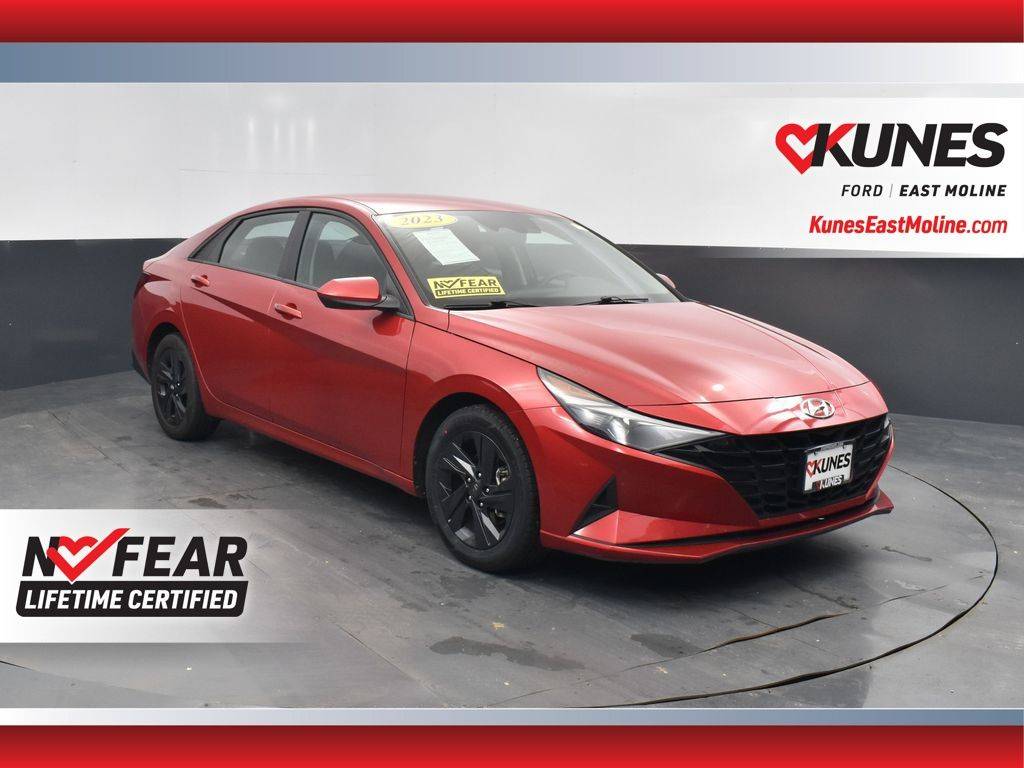 2023 Hyundai Elantra SEL — Sedan — 61,049 mi — East Moline, IL