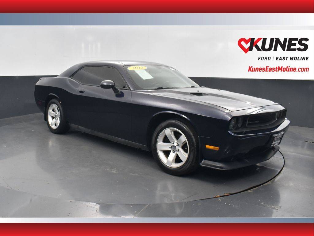 2012 Dodge Challenger SXT — Coupe — 180,889 mi — East Moline, IL