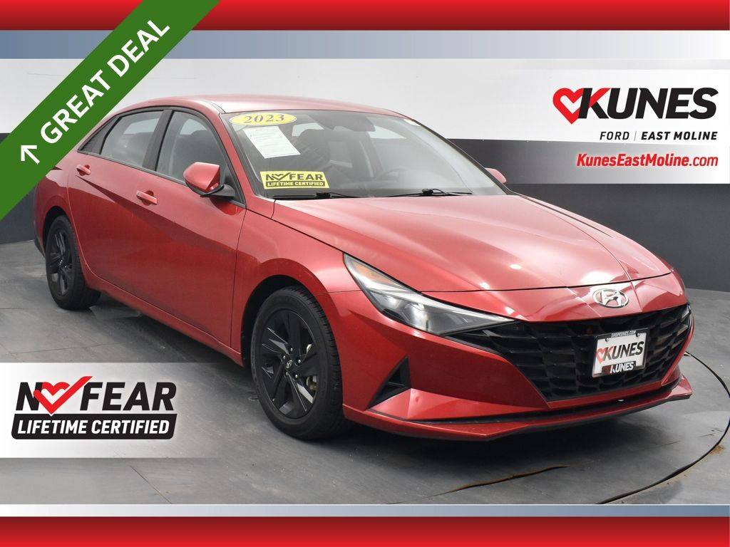 2023 Hyundai Elantra SEL — Sedan — 59,980 mi — East Moline, IL