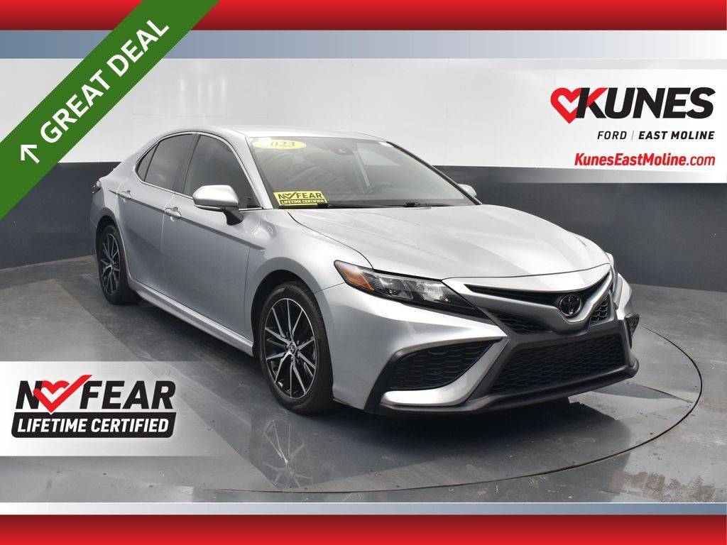 2023 Toyota Camry SE — Sedan — 53,139 mi — East Moline, IL