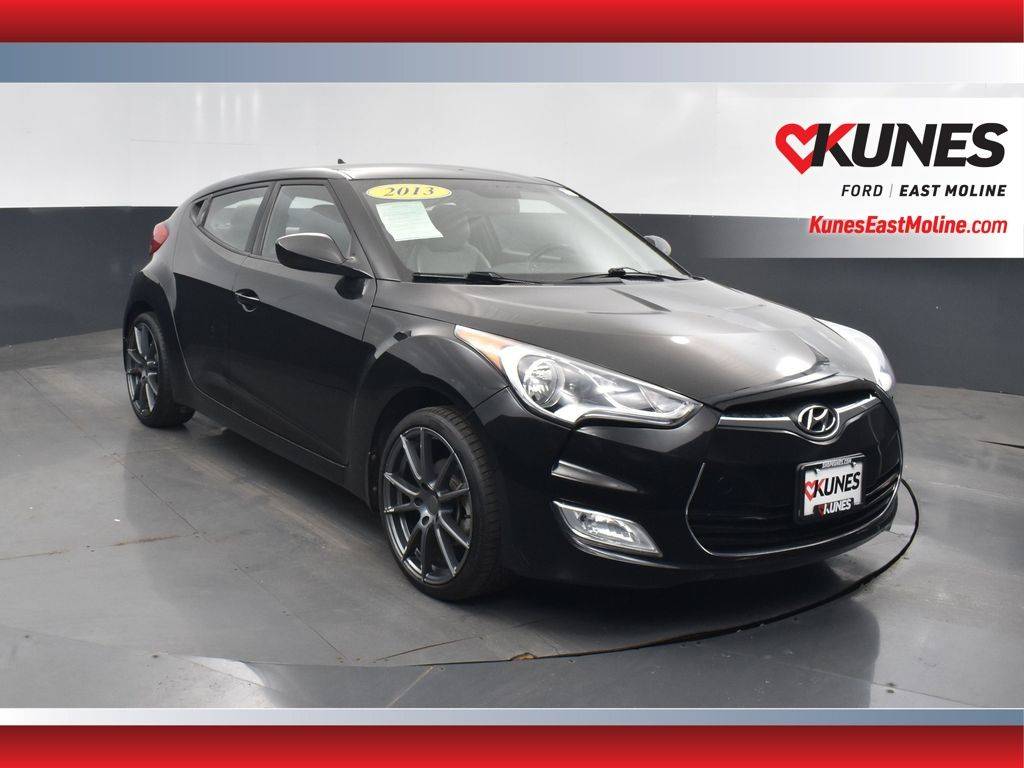 2013 Hyundai Veloster Base — Hatchback — 92,242 mi — East Moline, IL