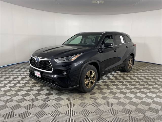 2023 Toyota Highlander Hybrid Bronze Edition — SUV — 25,961 mi — Bremerton, WA