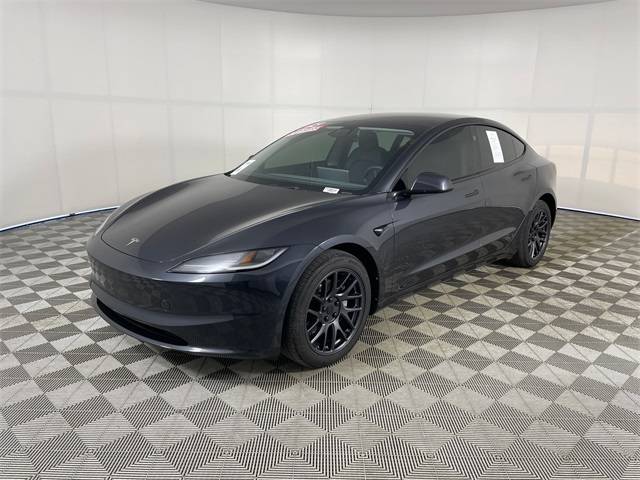 2025 Tesla Model 3 Long Range — Sedan — 5,749 mi — Bremerton, WA