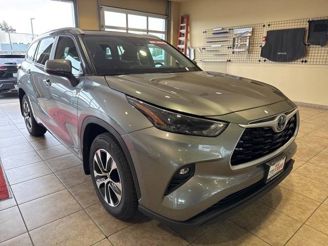 2025 Toyota Highlander Hybrid XLE — SUV — 6,623 mi — Bremerton, WA