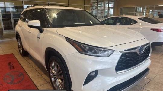 2021 Toyota Highlander Hybrid Platinum — SUV — 65,937 mi — Bremerton, WA