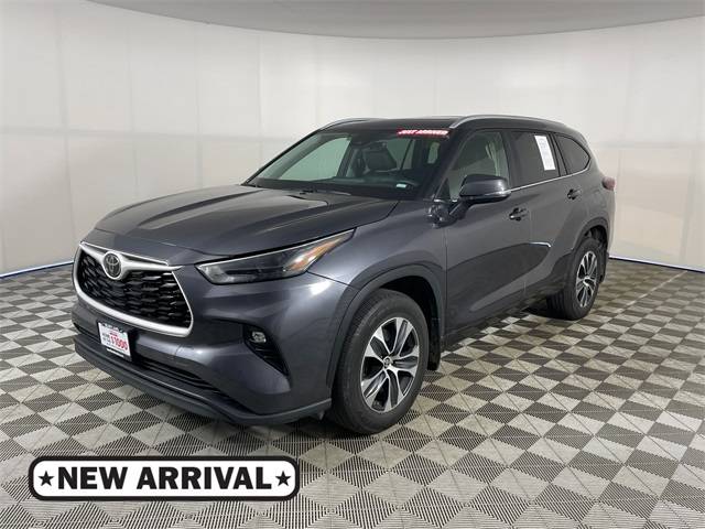 2024 Toyota Highlander XLE — SUV — 22,961 mi — Bremerton, WA