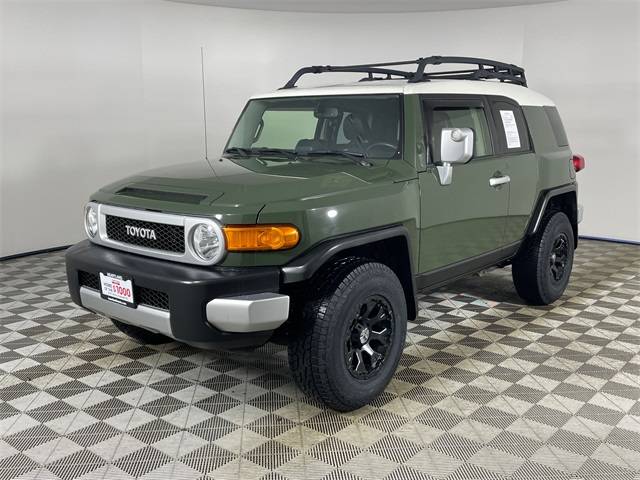 2014 Toyota FJ Cruiser Base