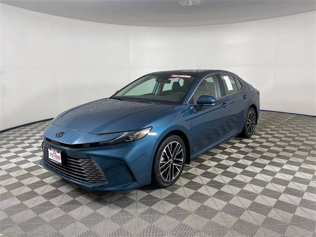 2026 Toyota Camry Hybrid XLE — Sedan — 61 mi — Bremerton, WA