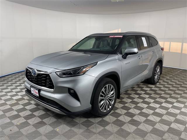 2021 Toyota Highlander Hybrid Platinum — SUV — 24,075 mi — Bremerton, WA