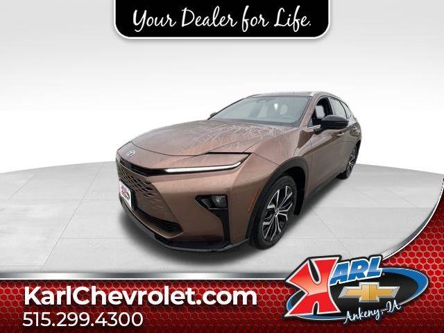 2025 Toyota Crown Signia XLE — SUV — 2,989 mi — Ankeny, IA