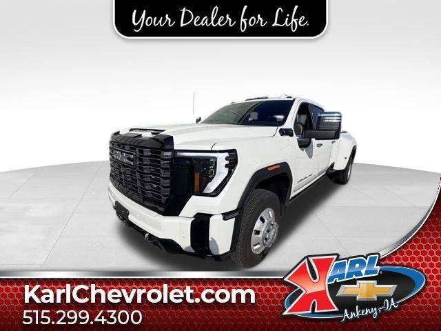 2025 GMC Sierra 3500HD Denali Ultimate — Pickup Truck — 3,292 mi — Ankeny, IA