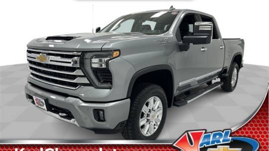 2024 Chevrolet Silverado 3500HD High Country — Pickup Truck — 5,847 mi — Ankeny, IA