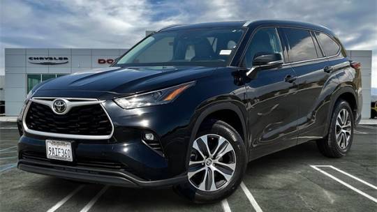 2022 Toyota Highlander XLE — SUV — 49,774 mi — La Quinta, CA