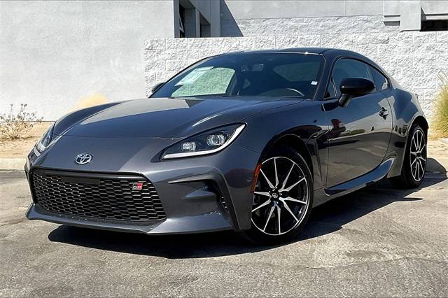 2025 Toyota GR86 Base — Coupe — 3,969 mi — La Quinta, CA