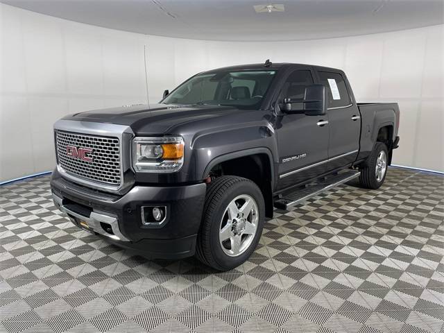 2015 GMC Sierra 2500HD Denali — Pickup Truck — 73,431 mi — Bremerton, WA