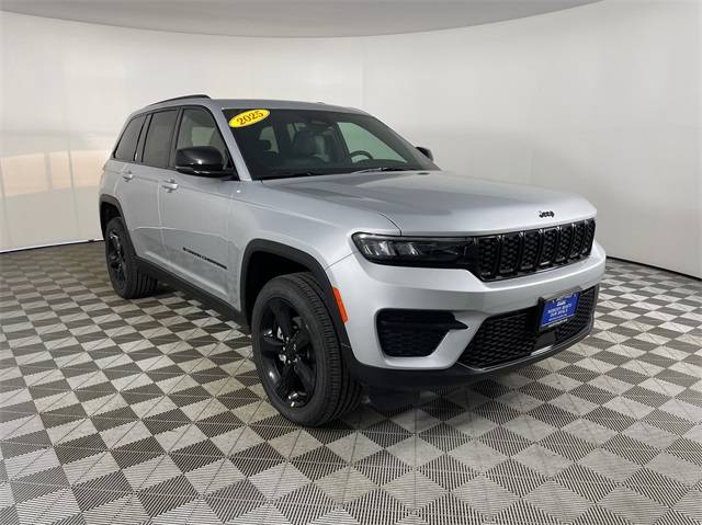 2025 Jeep Grand Cherokee Laredo — SUV — 1,063 mi — Bremerton, WA