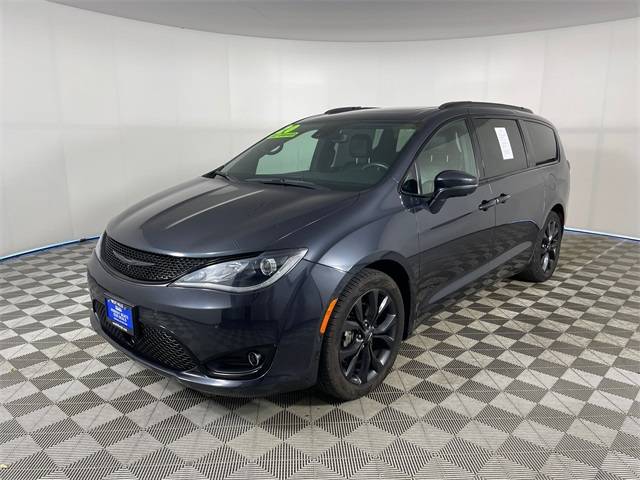 2020 Chrysler Pacifica Limited — Minivan — 72,328 mi — Bremerton, WA