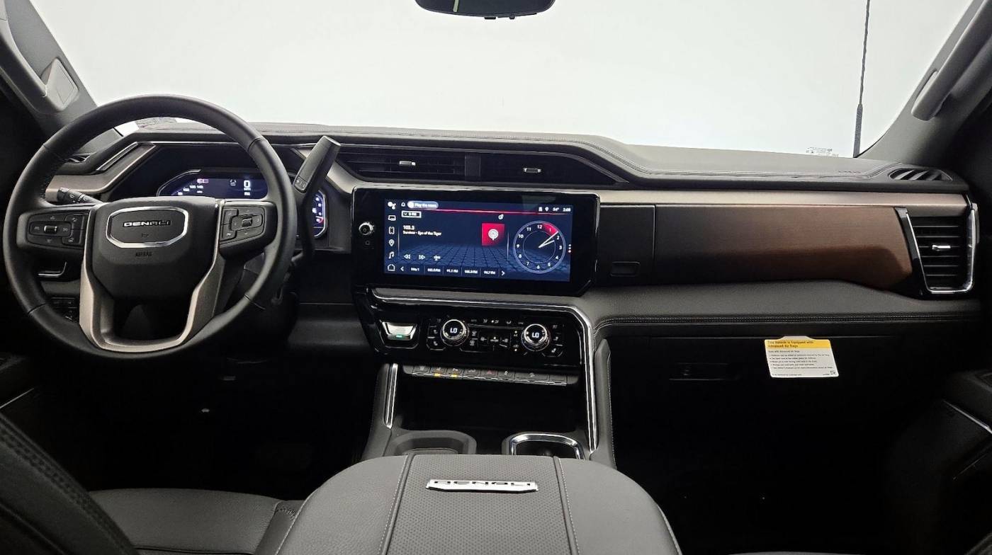 2024 GMC Sierra 2500HD Denali — Pickup Truck — 9,613 mi — Baton Rouge, LA