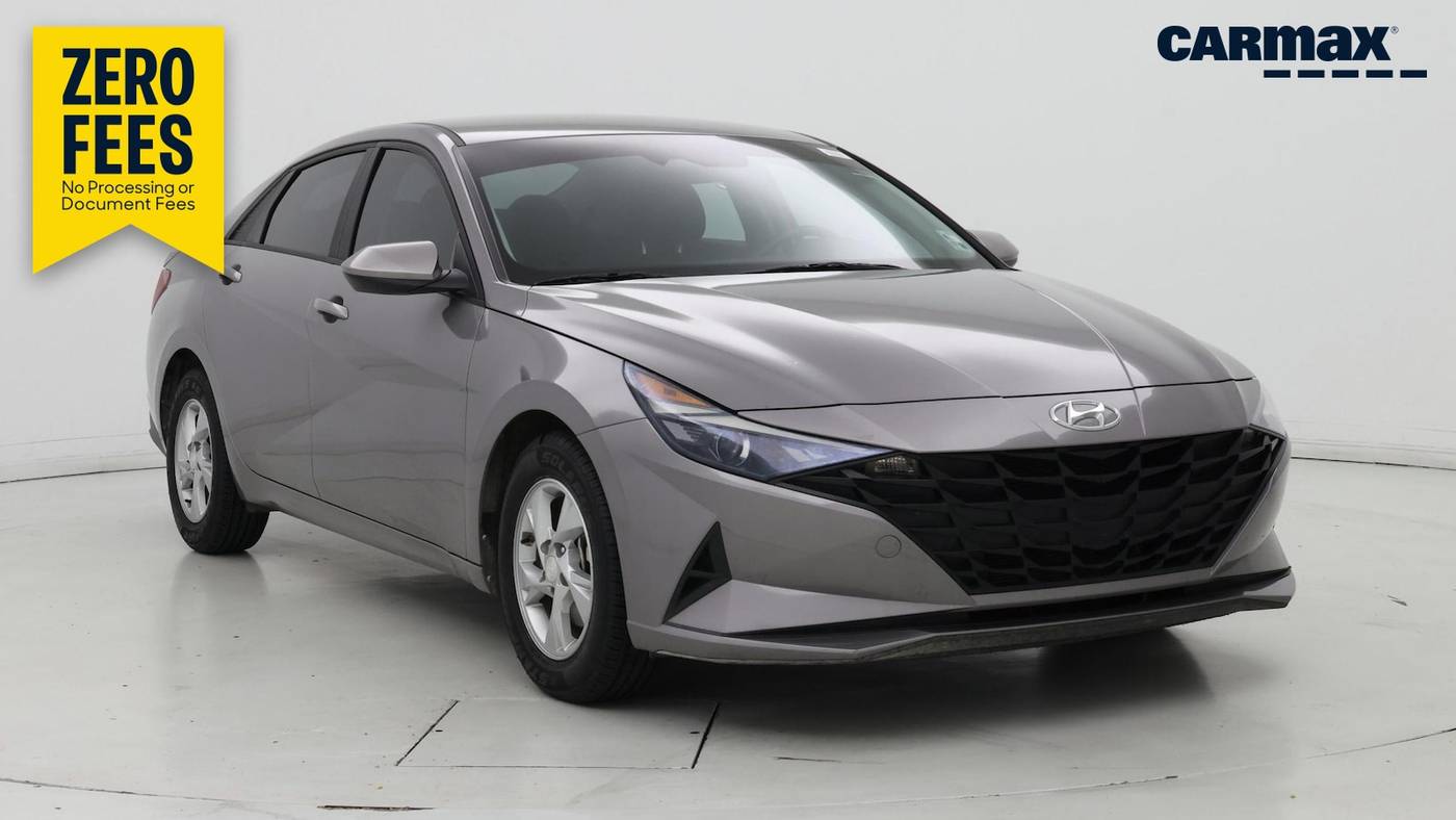 2022 Hyundai Elantra SE