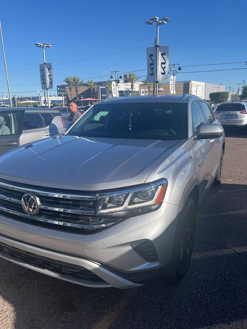 2023 Volkswagen Atlas Cross Sport SE with Technology — SUV — 33,533 mi — Phoenix, AZ