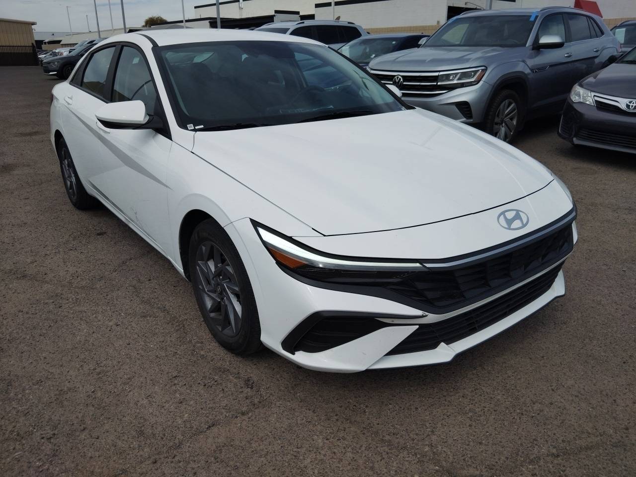 2024 Hyundai Elantra SEL — Sedan — 31,776 mi — Phoenix, AZ
