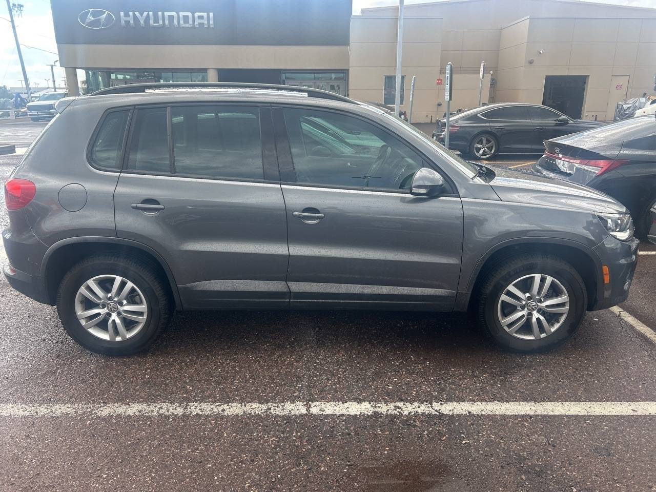 2016 Volkswagen Tiguan S — SUV — 86,713 mi — Phoenix, AZ