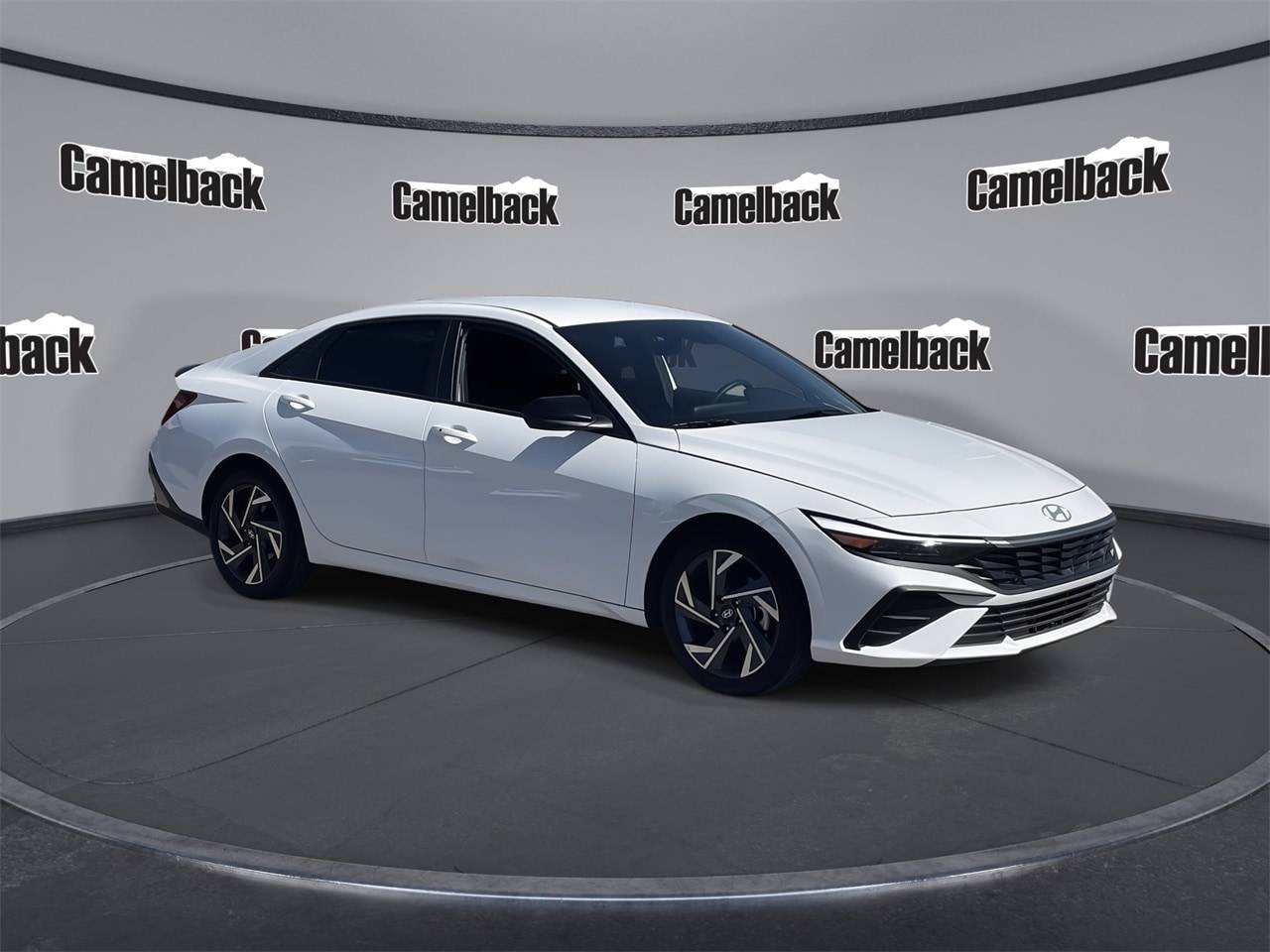 2025 Hyundai Elantra SEL Sport — Sedan — 3,192 mi — Phoenix, AZ