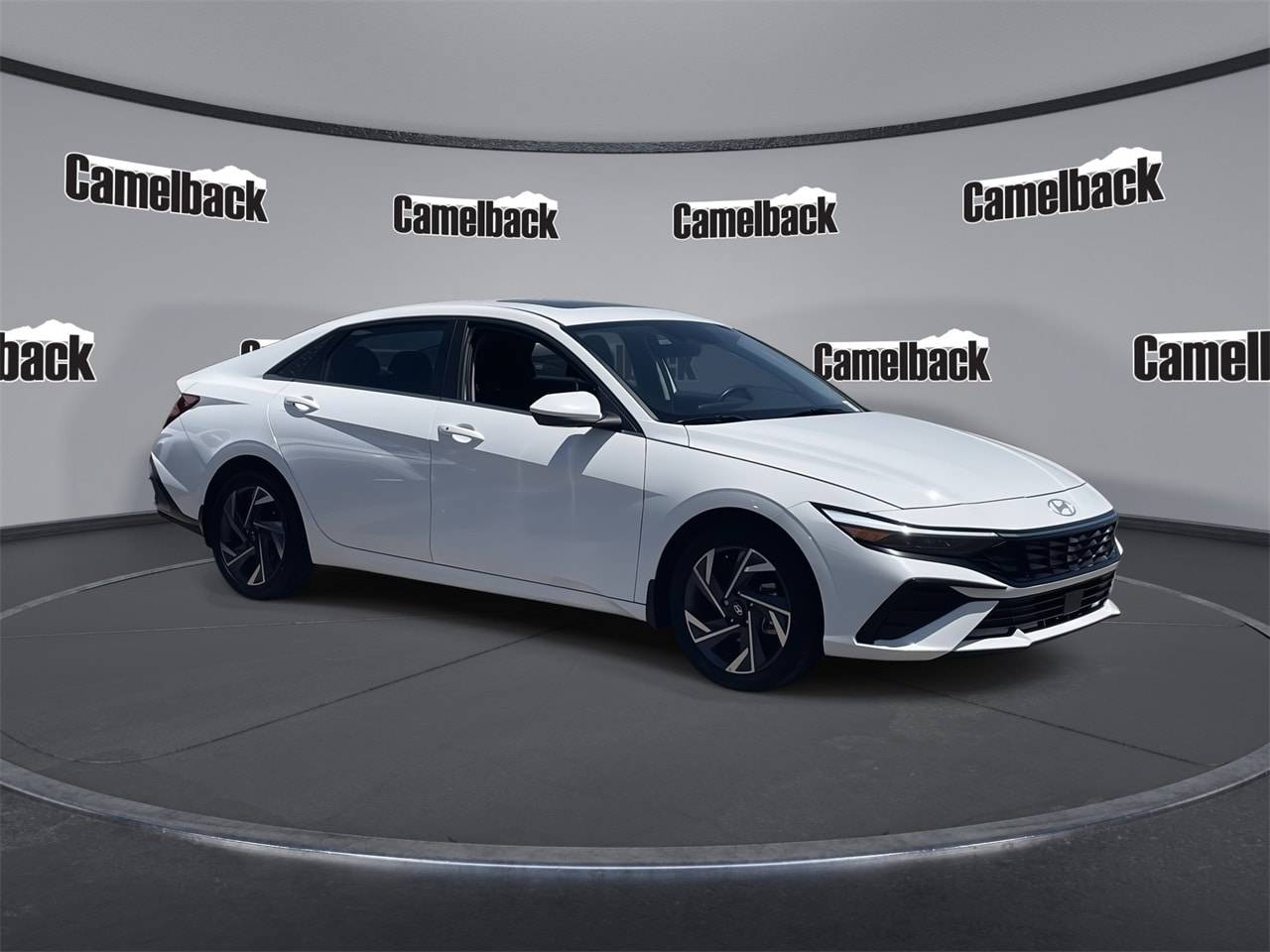 2024 Hyundai Elantra SEL — Sedan — 4,604 mi — Phoenix, AZ