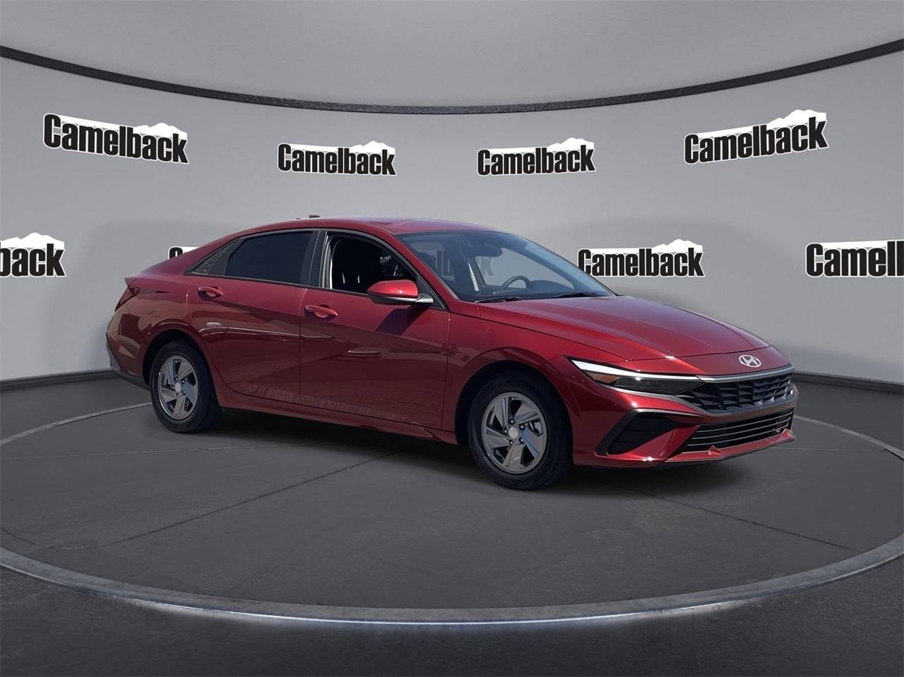 2025 Hyundai Elantra SE — Sedan — 5,200 mi — Phoenix, AZ