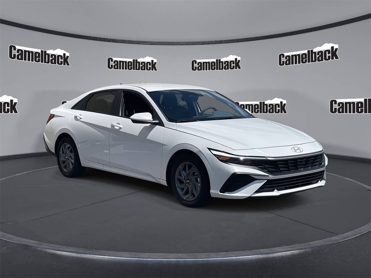 2024 Hyundai Elantra SEL — Sedan — 3,269 mi — Phoenix, AZ