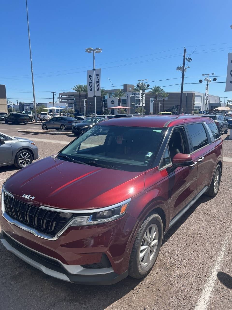 2022 Kia Carnival LXS — Minivan — 45,158 mi — Phoenix, AZ