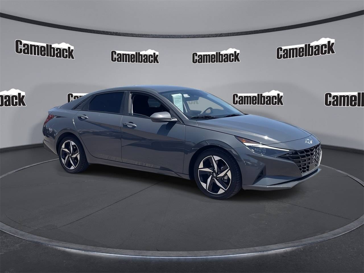 2023 Hyundai Elantra SEL — Sedan — 33,500 mi — Phoenix, AZ