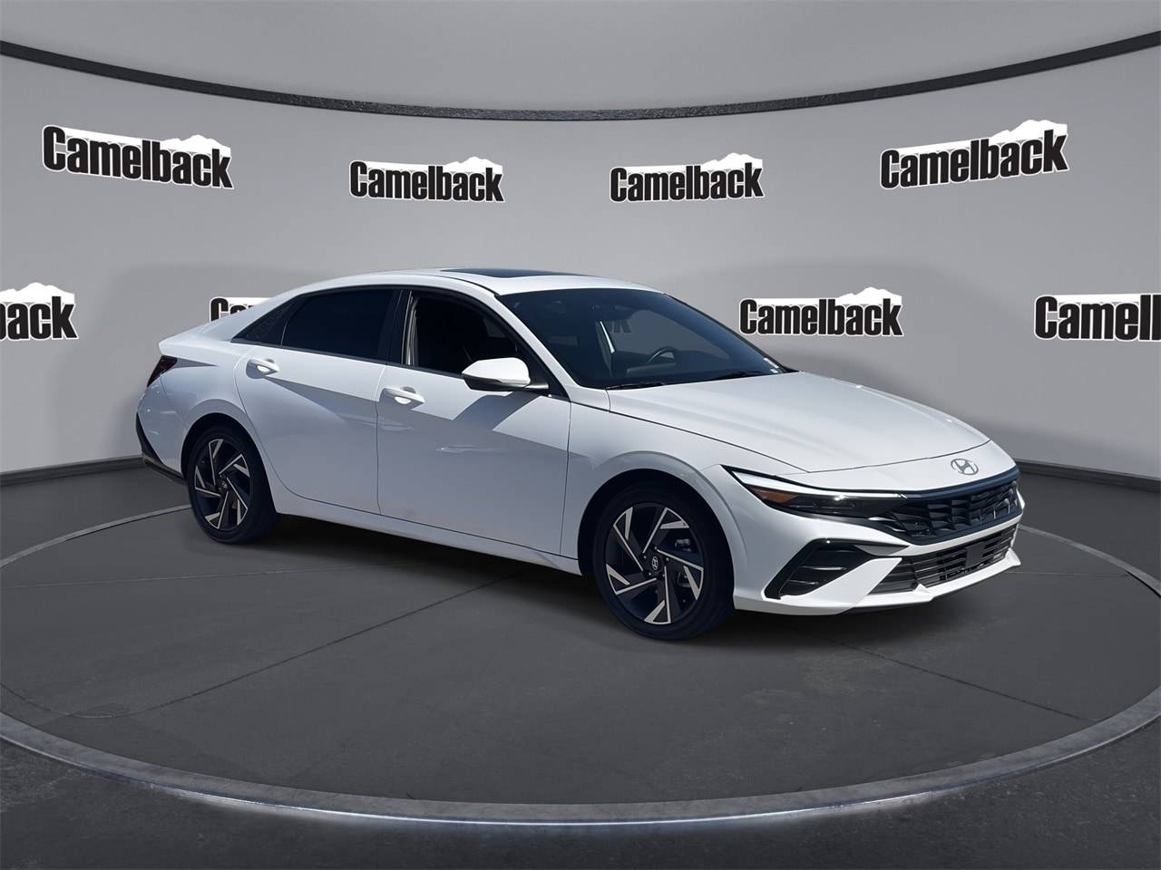 2025 Hyundai Elantra Hybrid Limited — Sedan — 4,858 mi — Phoenix, AZ