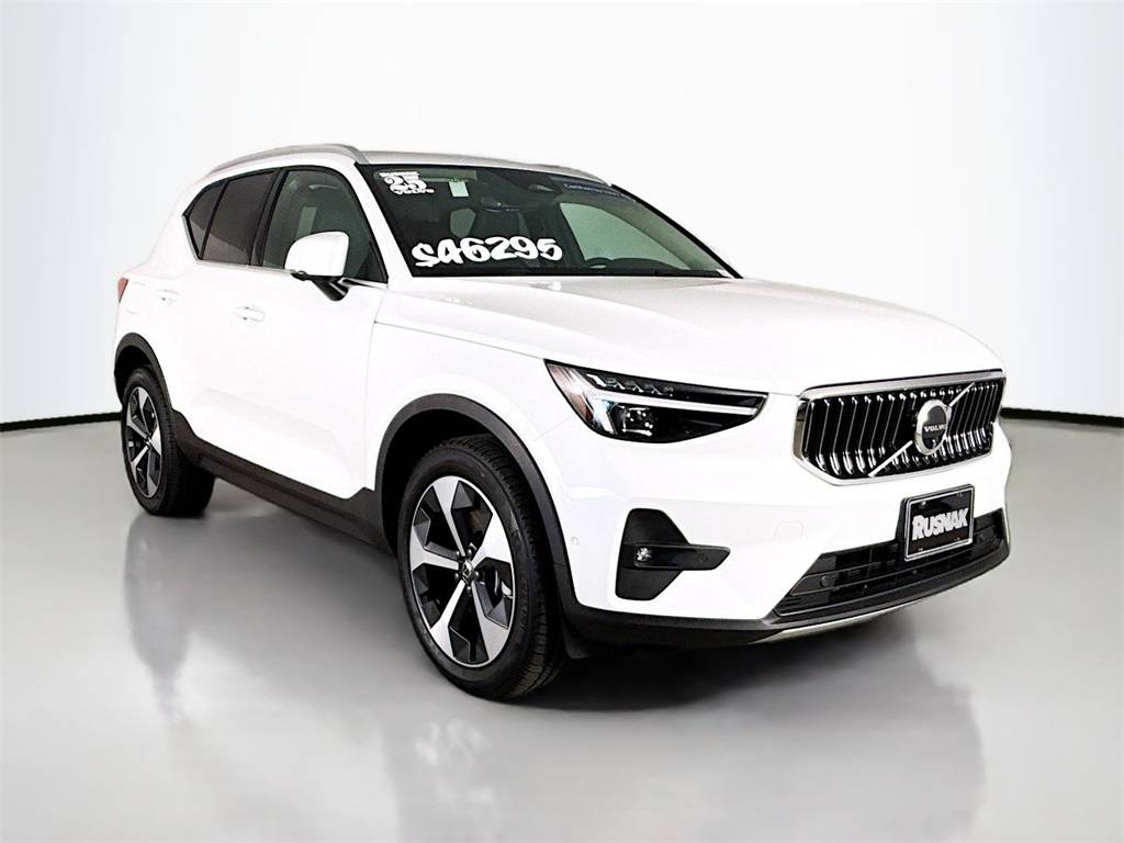 2025 Volvo XC40 Plus — SUV — 3,568 mi — Thousand Oaks, CA