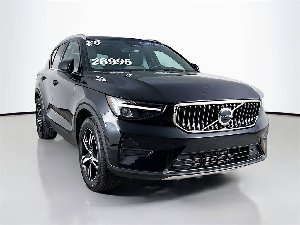 2025 Volvo XC40 Core — SUV — 23,161 mi — Thousand Oaks, CA