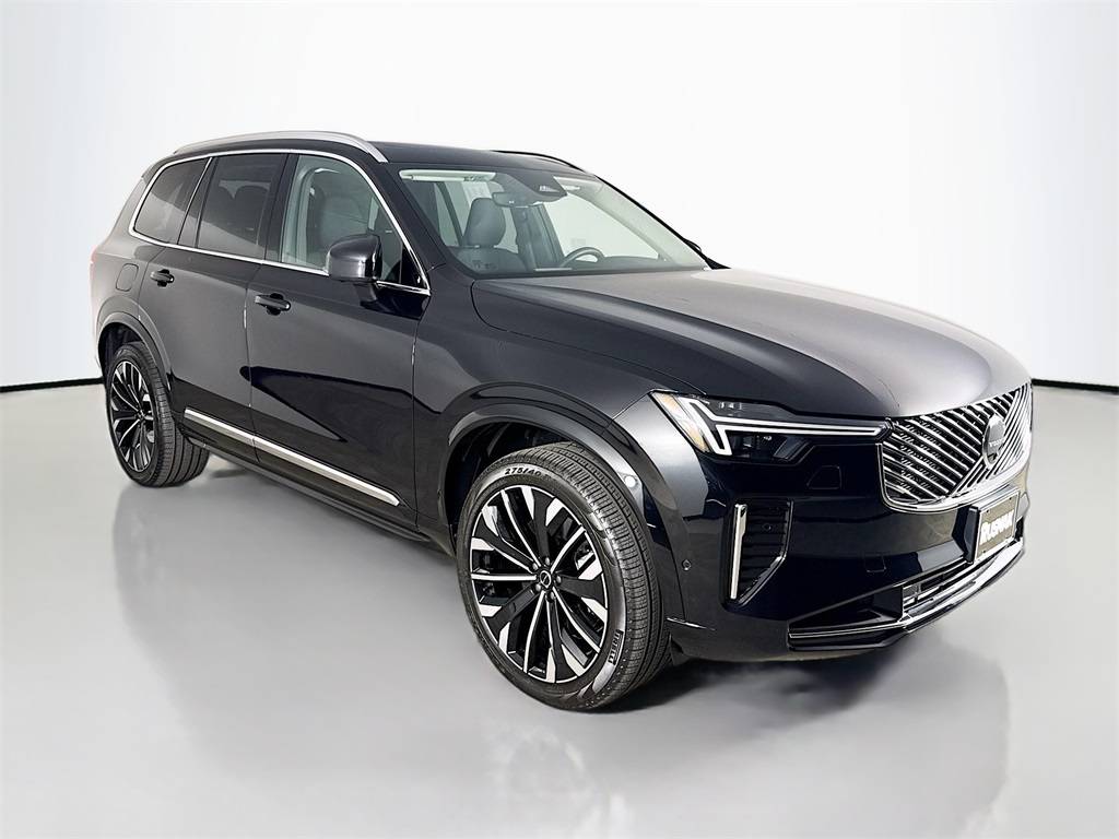 2025 Volvo XC90 Plug-In Hybrid Plus — SUV — 3,926 mi — Thousand Oaks, CA