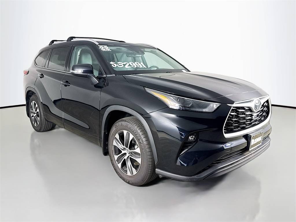 2022 Toyota Highlander XLE — SUV — 49,030 mi — Thousand Oaks, CA