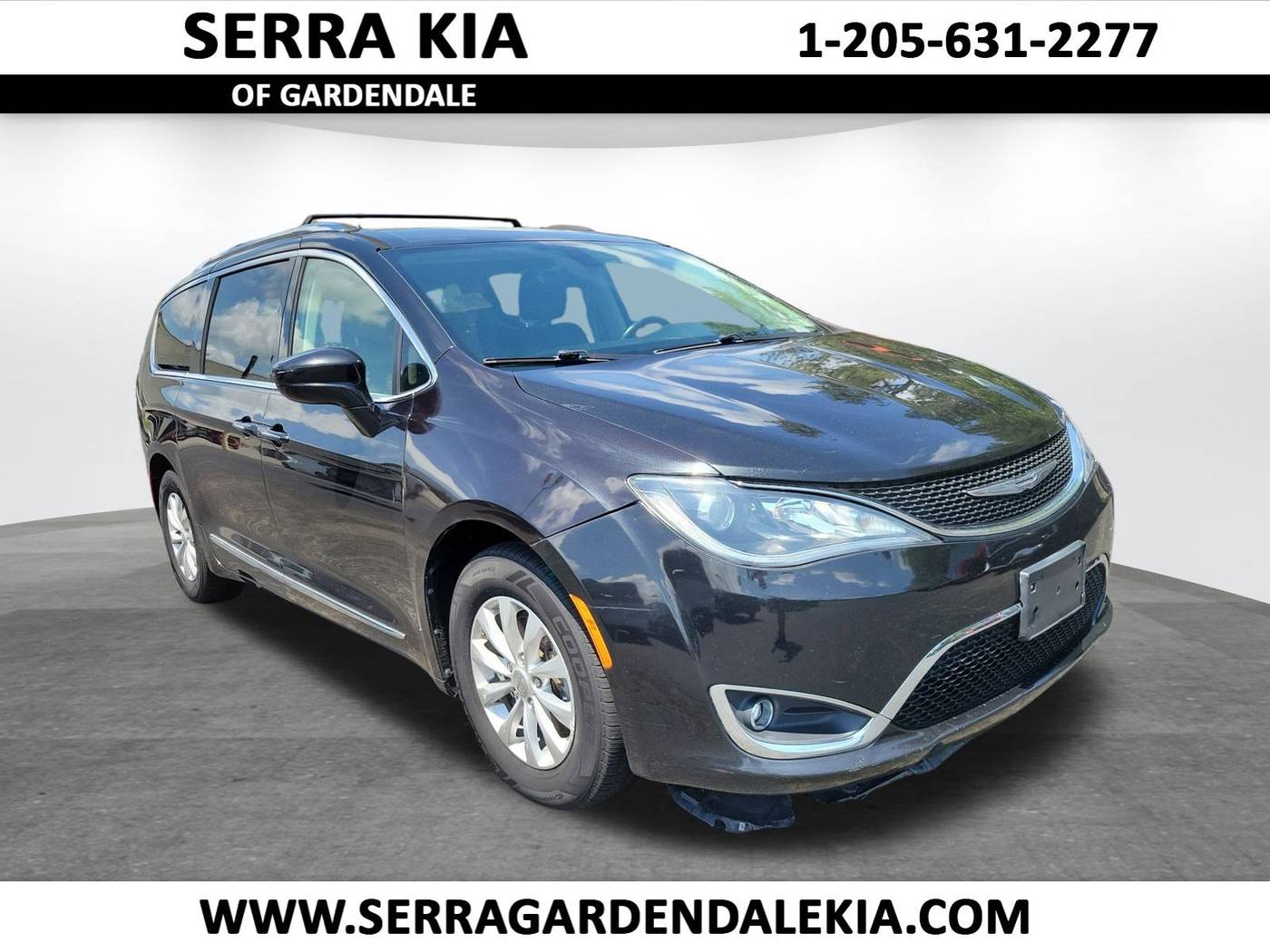 2018 Chrysler Pacifica Touring L — Minivan — 105,417 mi — Gardendale, AL