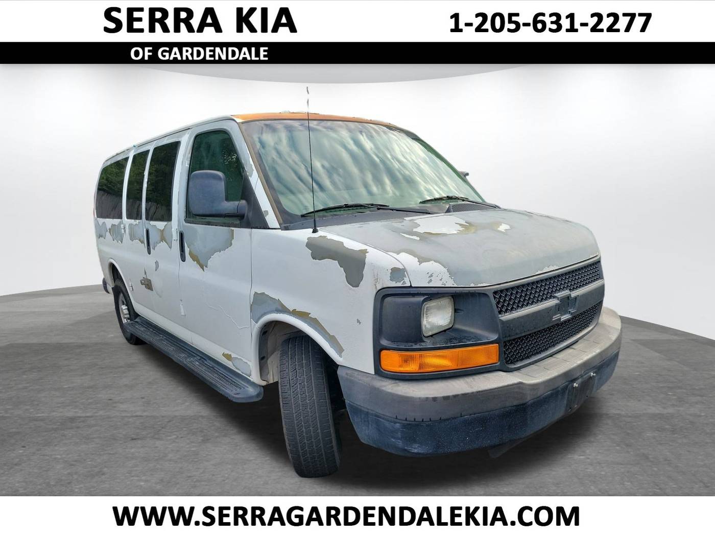 2012 Chevrolet Express Passenger LS — Passenger Van — 97,031 mi — Gardendale, AL